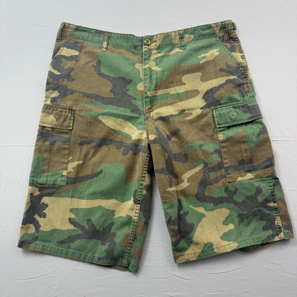 Vintage Military Woodland Camo Cargo Shorts Mens Large Adjustable Waist 35-39